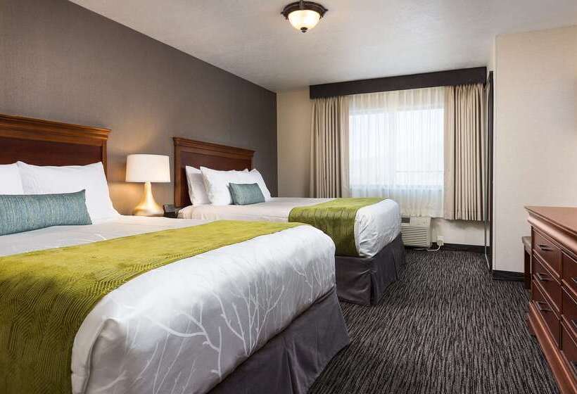 هتل Best Western Plus Landmark Inn