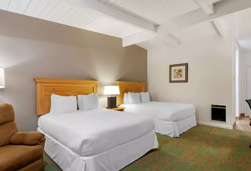 בית מלון כפרי Best Western Plus Santa Barbara