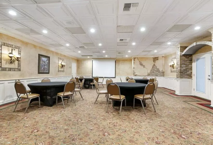 فندق Best Western Plus Westbank