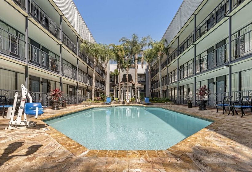 호텔 Best Western Plus Westbank