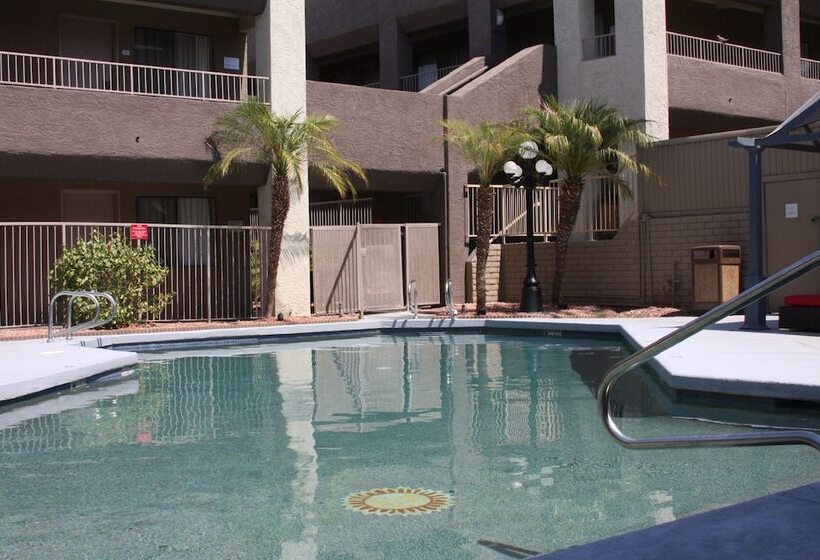 Best Western Yuma Mall Hotel & Suites