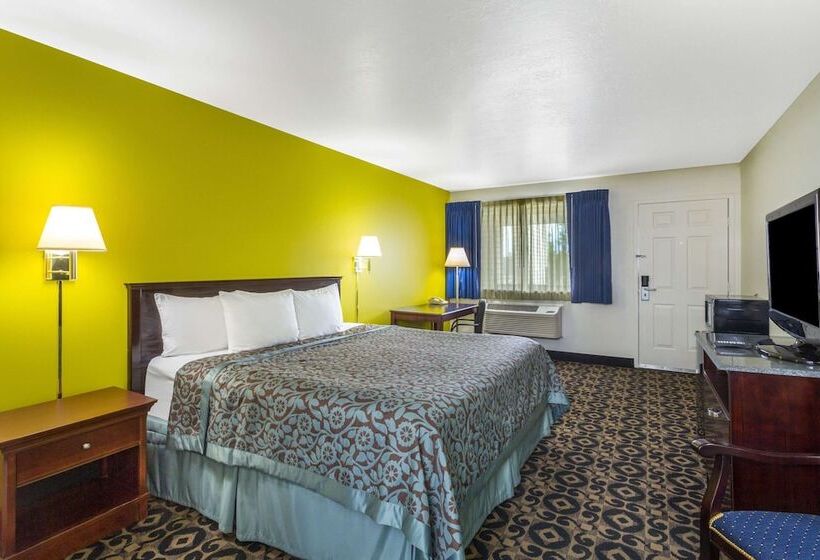 酒店 Days Inn By Wyndham Delta