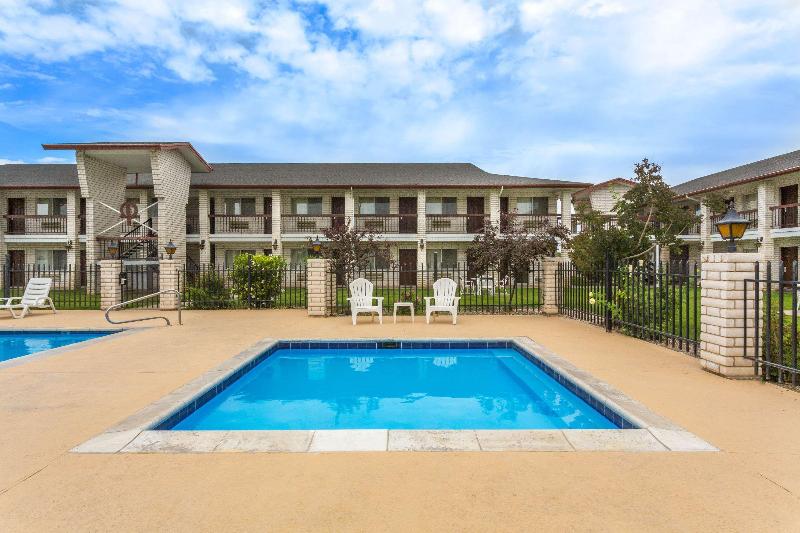 酒店 Days Inn By Wyndham Delta