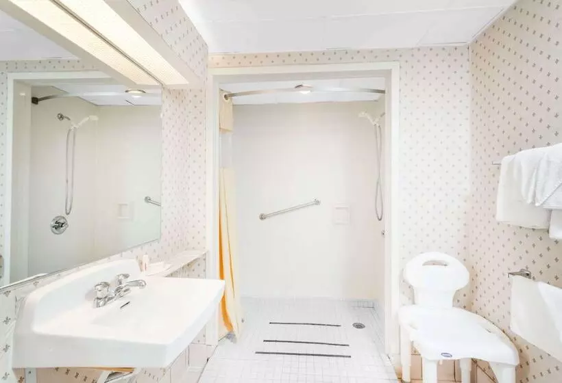 Отель Days Inn By Wyndham Tannersville