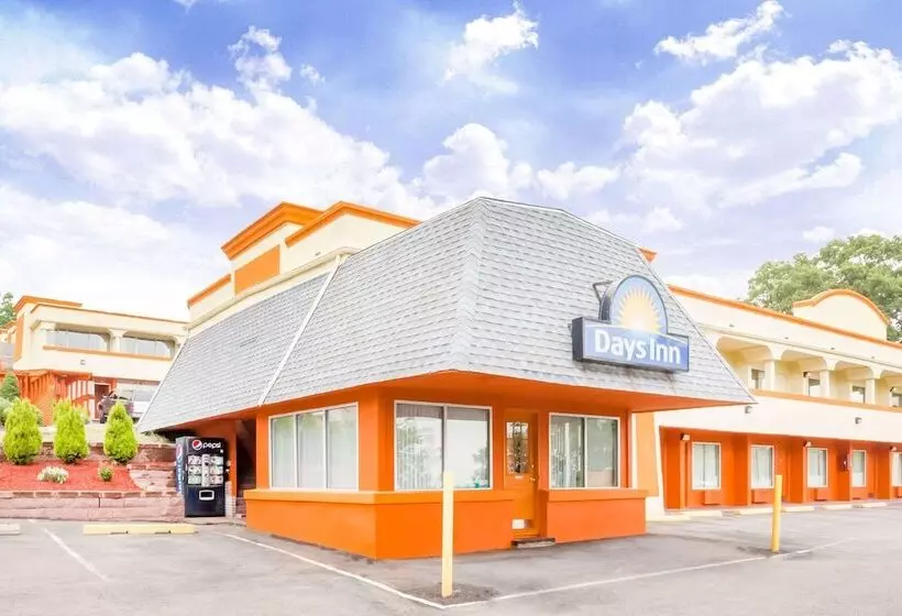 Отель Days Inn By Wyndham Tannersville