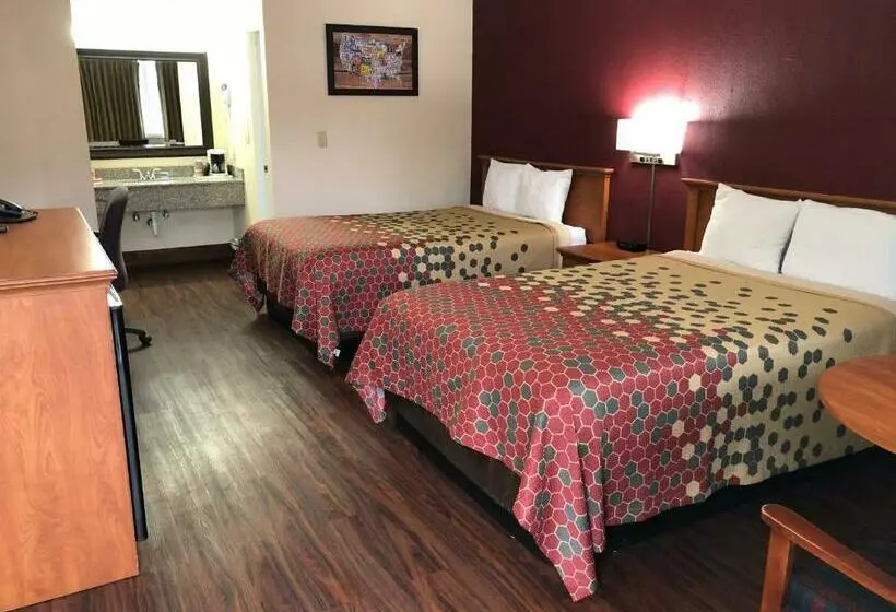 Hotel Econo Lodge Inn & Suites Central