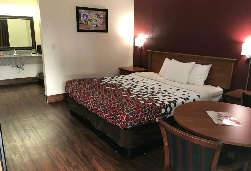 Hotel Econo Lodge Inn & Suites Central