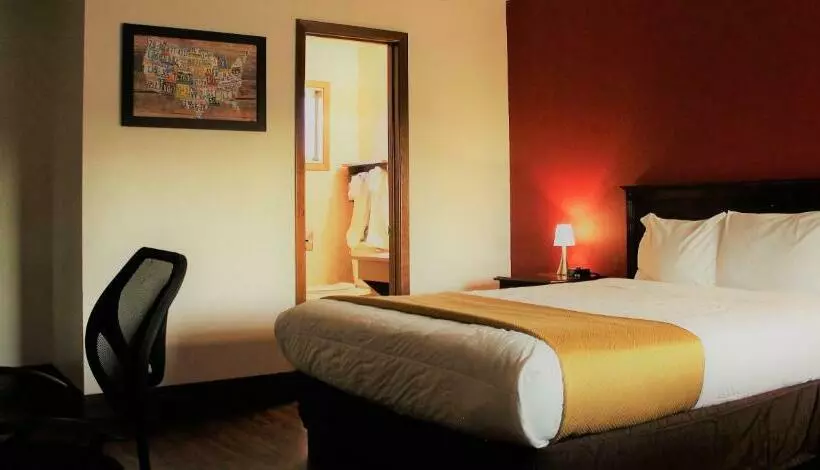 Hotel Econo Lodge Inn & Suites Central