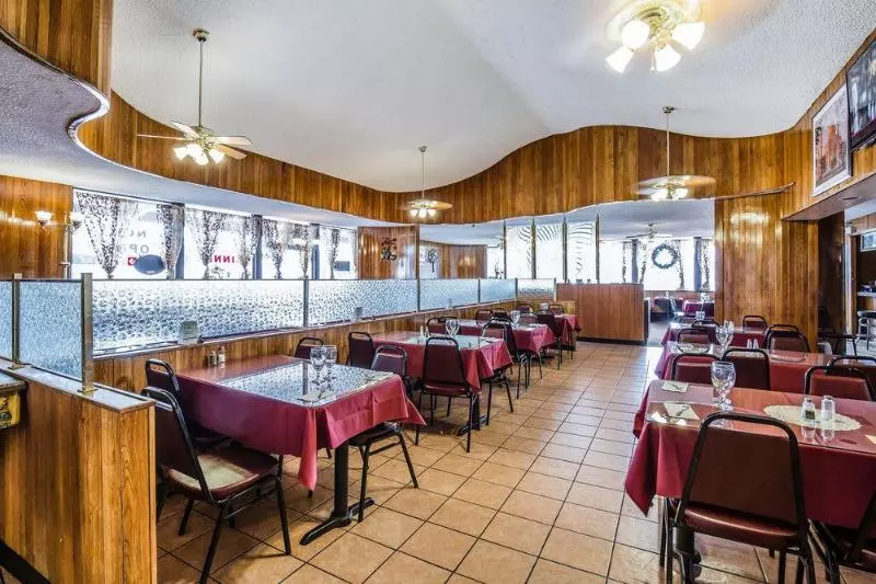 Отель Econo Lodge Near Reno Sparks Convention Center