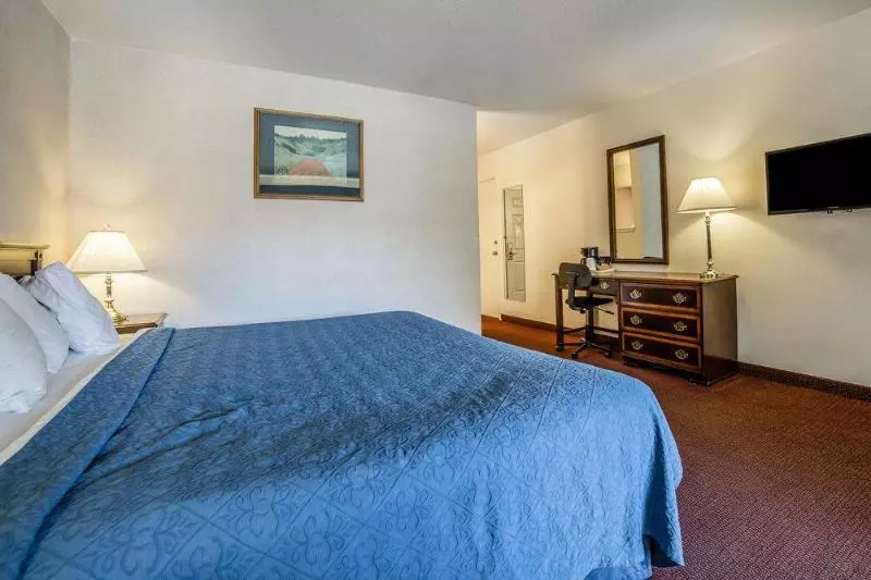 Отель Econo Lodge Near Reno Sparks Convention Center