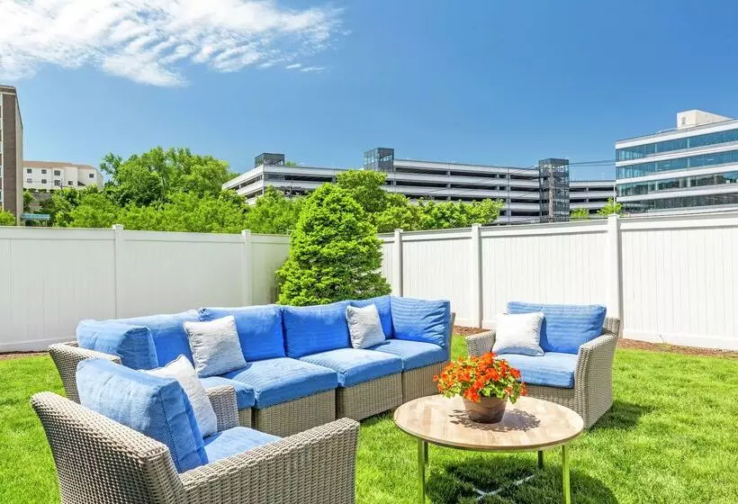 فندق Hilton Garden Inn Boston/waltham