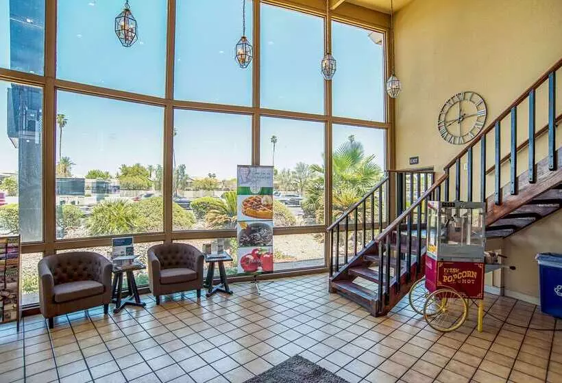 فندق Quality Inn & Suites Phoenix Nw  Sun City