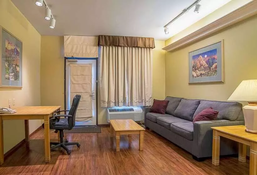 فندق Quality Inn & Suites Phoenix Nw  Sun City