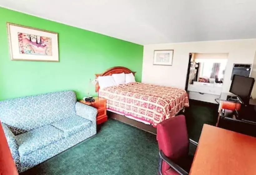 Отель Roadside Inn