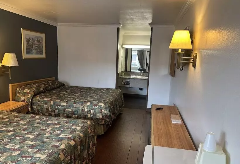 Palm Inn Hotel Near Tyler Mall Riverside