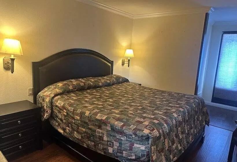 Palm Inn Hotel Near Tyler Mall Riverside