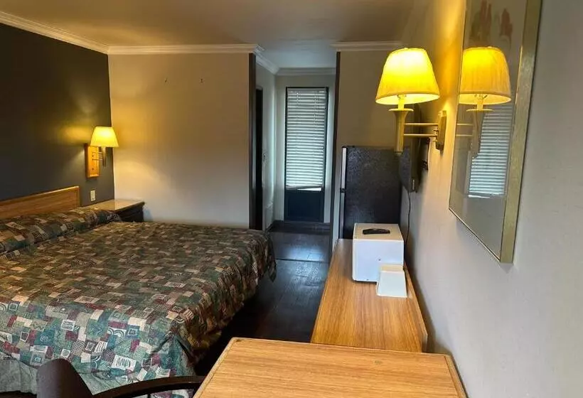 Palm Inn Hotel Near Tyler Mall Riverside