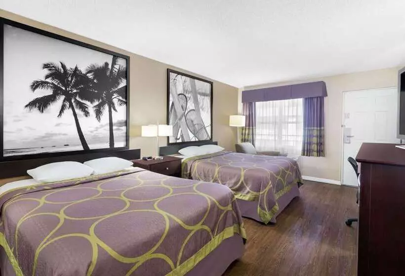 Hotel Super 8 By Wyndham Ellenton Bradenton Area