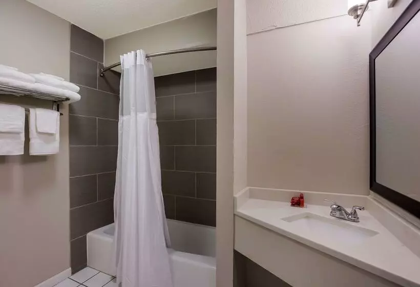 Surestay Hotel By Best Western Higginsville