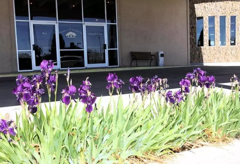 Отель Greenwell Inn