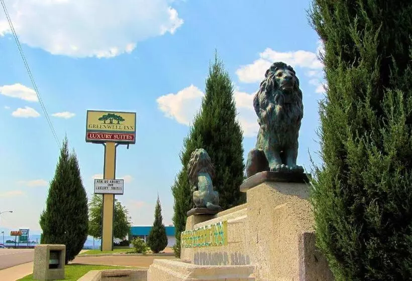 Отель Greenwell Inn