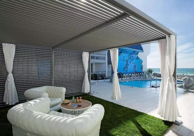 هتل The Wayfarer San Diego