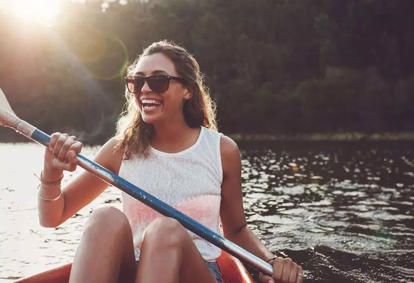 모텔 Magnuson Hotel Park Vue