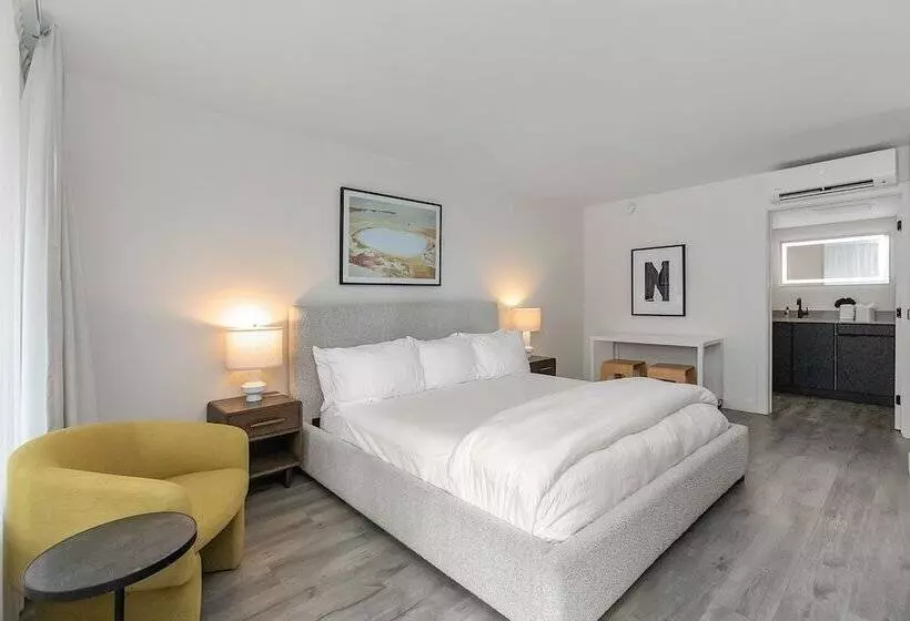 渡假胜地  Papago Motor