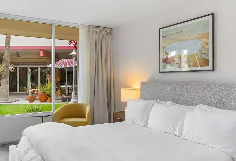 渡假胜地  Papago Motor