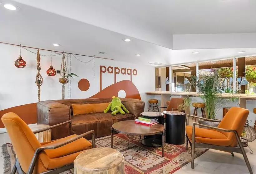 渡假胜地  Papago Motor