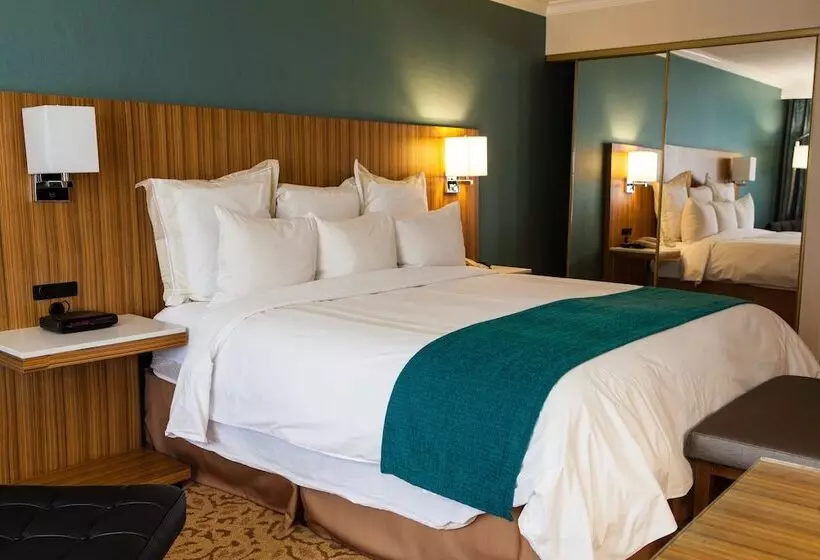 Delta Hotels By Marriott Ontario Airport