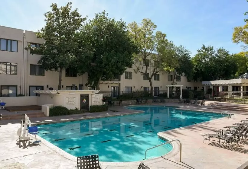 Delta Hotels By Marriott Ontario Airport