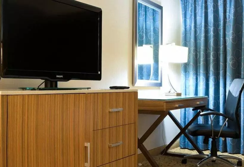 Delta Hotels By Marriott Ontario Airport