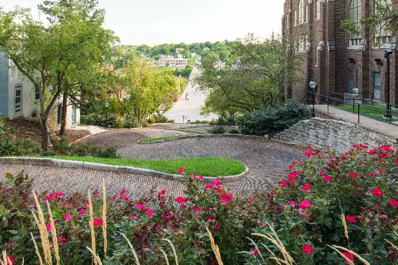 Holiday Inn Express Hotel & Suites Burlington, An Ihg