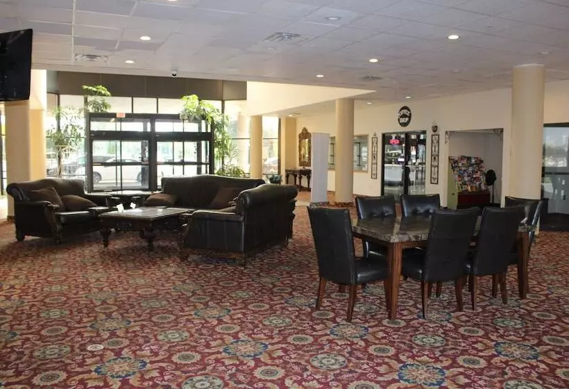 Szálloda Apm Inn And Suites