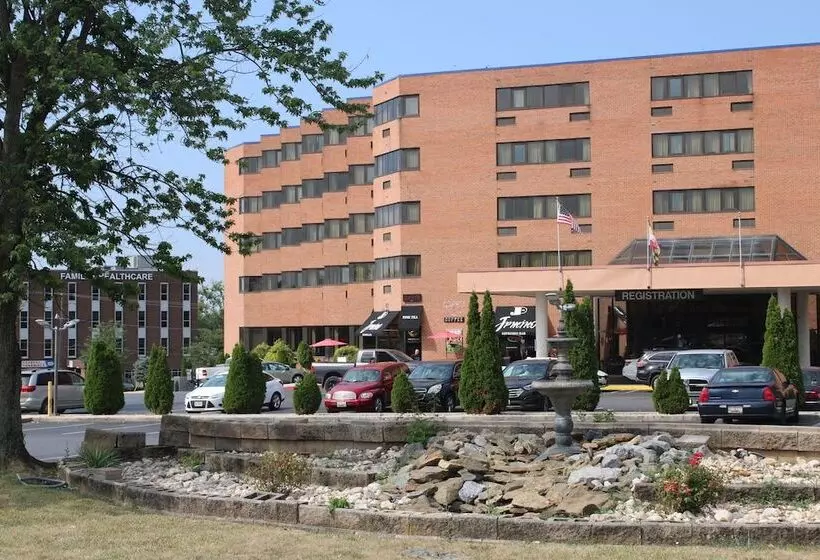 Szálloda Apm Inn And Suites