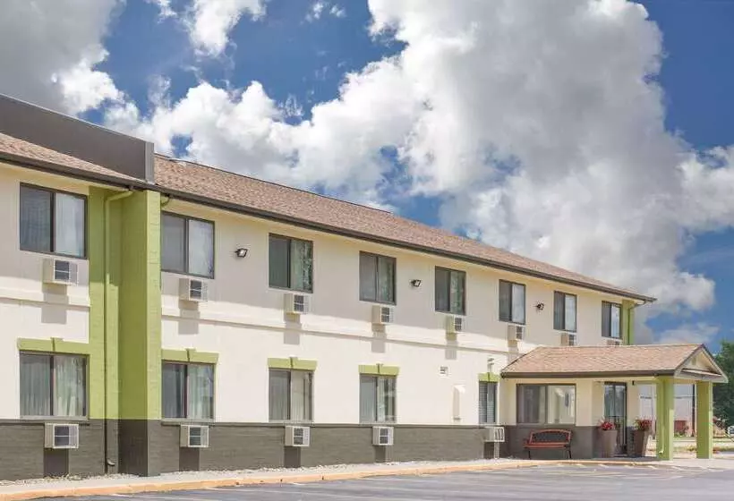 فندق Baymont By Wyndham Ames