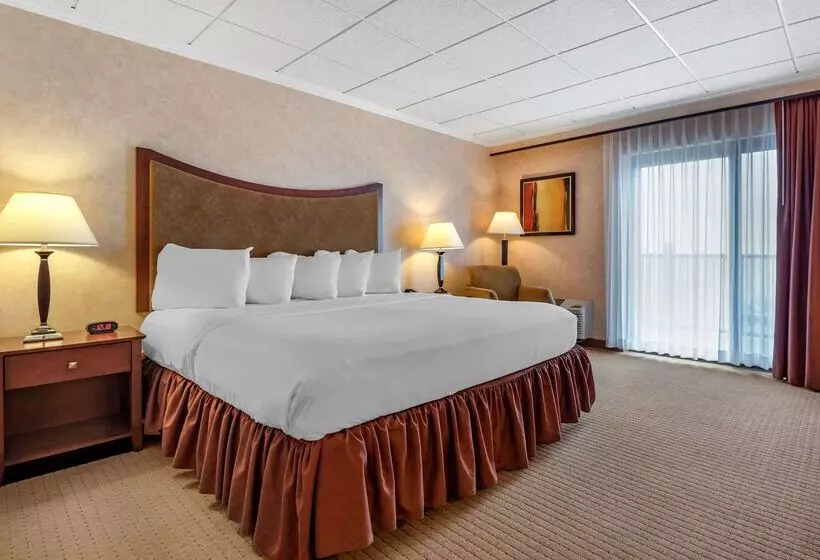 Best Western Plus Oswego Hotel And Conference Center