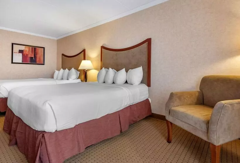Best Western Plus Oswego Hotel And Conference Center