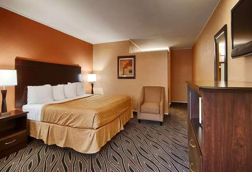 Отель Best Western Red Carpet Inn Hereford