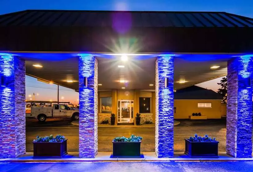 Отель Best Western Red Carpet Inn Hereford