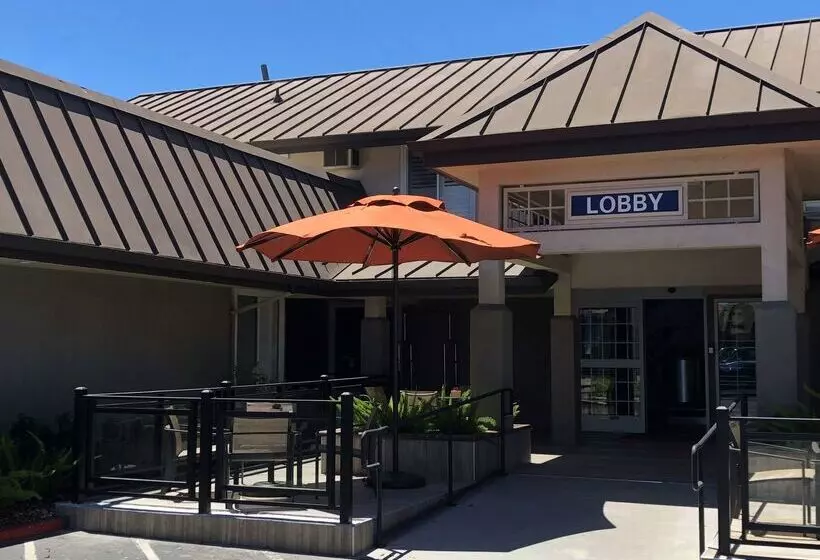 Отель Best Western Silicon Valley Inn