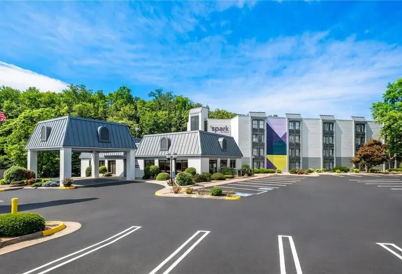 ホテル Best Western Staunton Inn