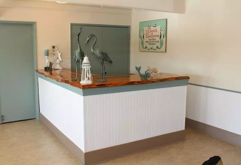 Отель Chateau Westport Resort