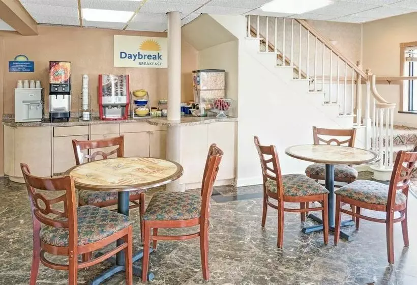 酒店 Days Inn By Wyndham Branford New Haven Conference Center