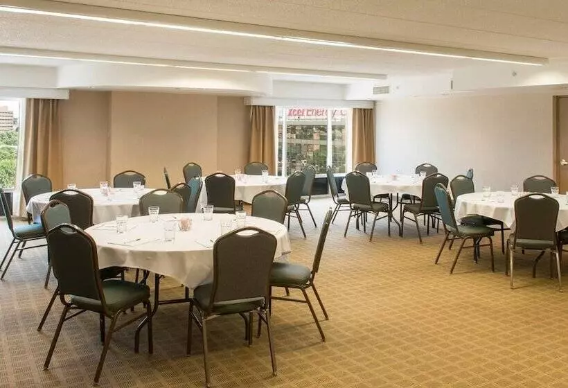 Hotel Holiday Inn St. Paul Downtown, An Ihg