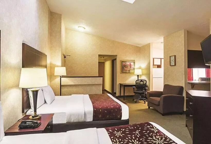 Отель La Quinta By Wyndham Woodburn