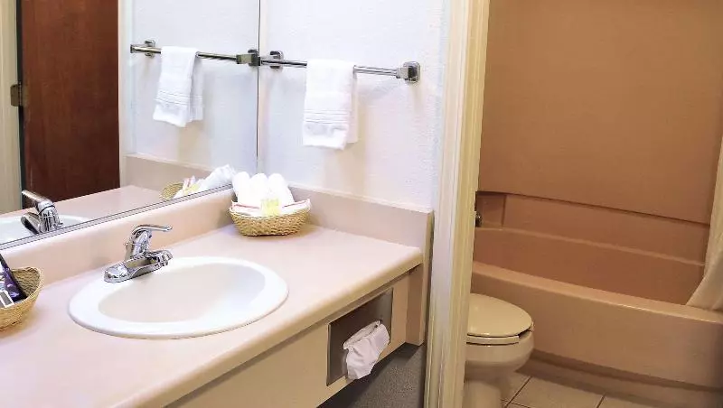 Szálloda Magnuson  East Sandusky