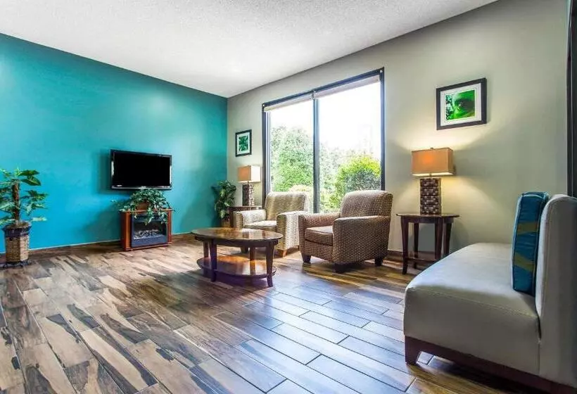 فندق Quality Inn