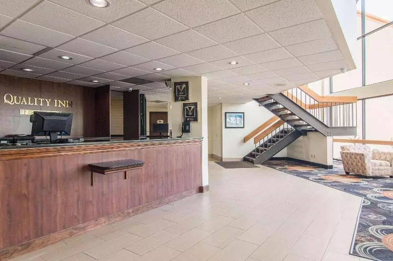 فندق Quality Inn